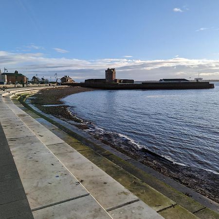 Great Location, Large 1 Bed Flat With Parking Apartment Broughty Ferry Exterior photo
